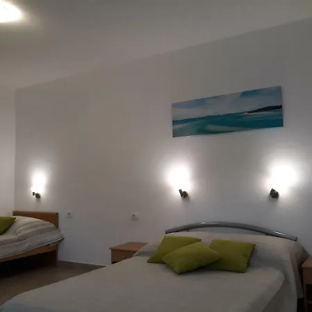 Apartments Jelicic Biograd Na Moru Esterno foto