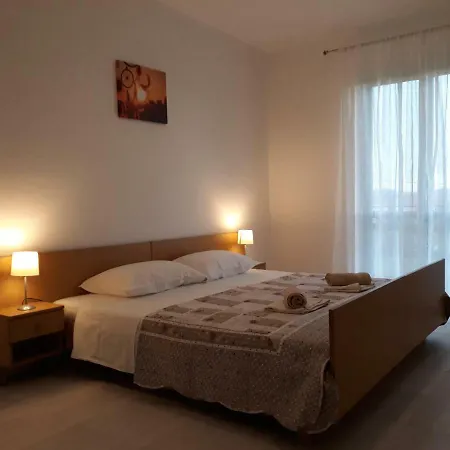 Apartments Jelicic Biograd Na Moru Exterior photo