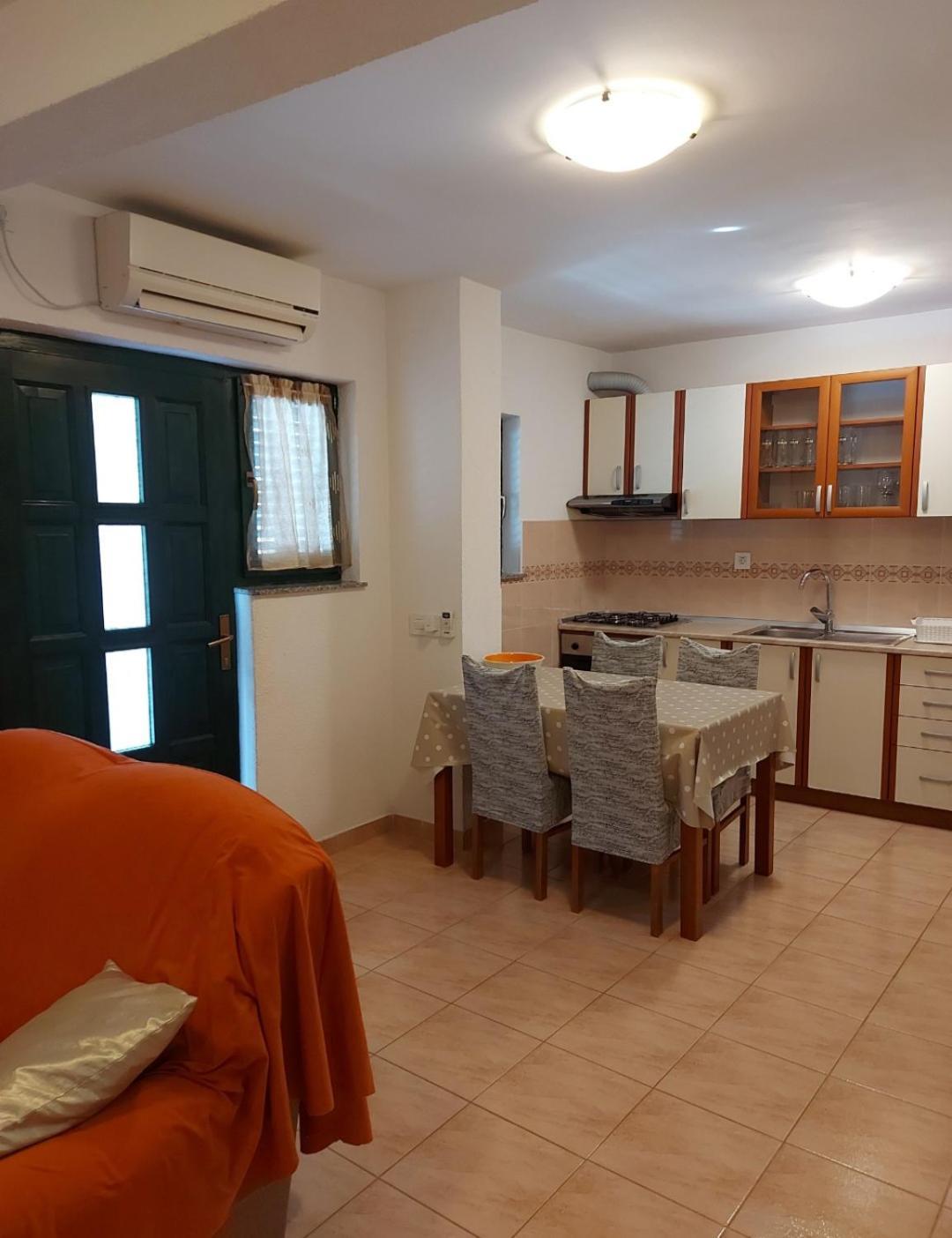 Apartment Jelicic Biograd Na Moru